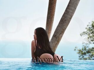 AlyonaM