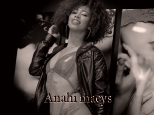 Anahi_macys
