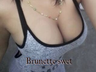 Brunette_swet
