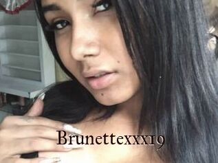 Brunettexxx19