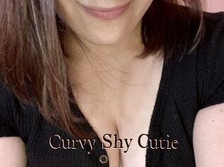 Curvy_Shy_Cutie