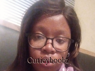 Cutieyboobz