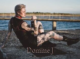 Domme_J