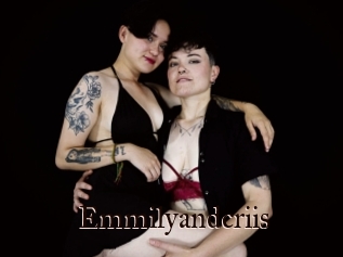 Emmilyandcriis