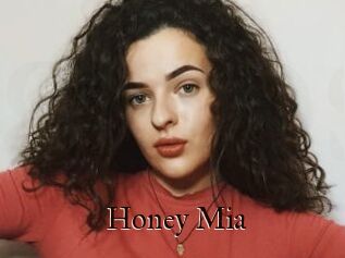 Honey_Mia