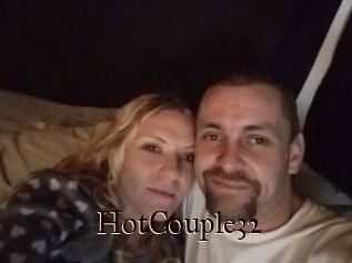 HotCouple32