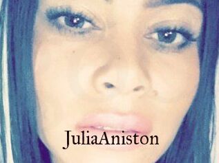 Julia_Aniston