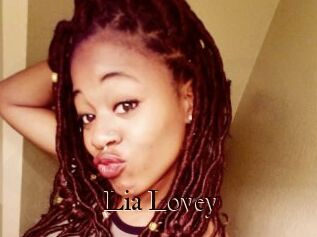 Lia_Lovey