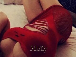 M0lly