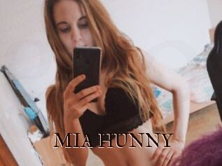 MIA_HUNNY