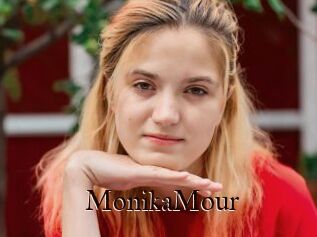 MonikaMour