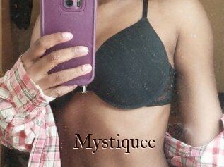 Mystiquee