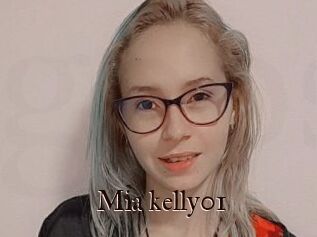 Mia_kelly01