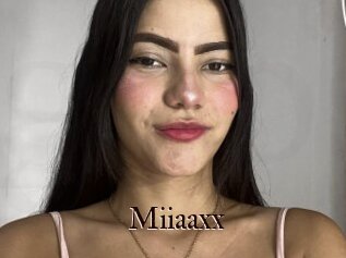 Miiaaxx
