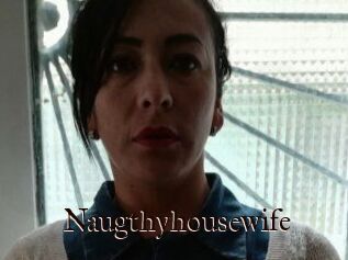 Naugthy_housewife