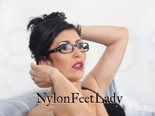 NylonFeetLady