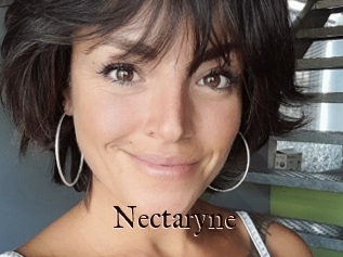 Nectaryne