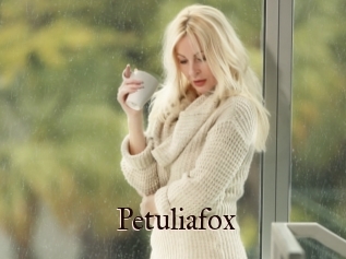 Petuliafox
