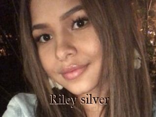 Riley_silver