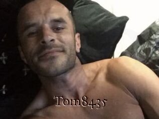 Tom8435