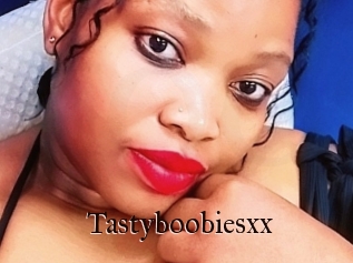 Tastyboobiesxx