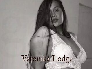 Veronika_Lodge