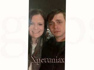 Xpetuniax