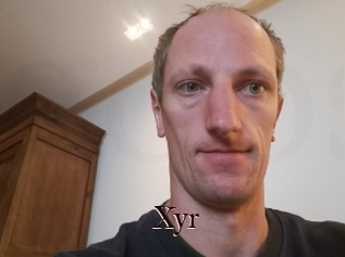 Xyr